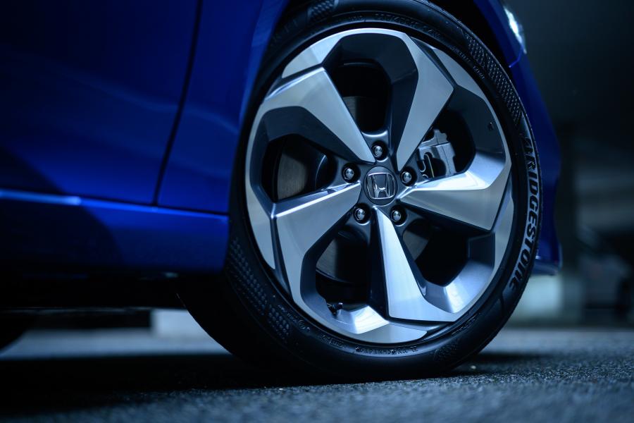 Колеса Honda Accord (CV) 2019 года  (JP) (фото 9 из 19)